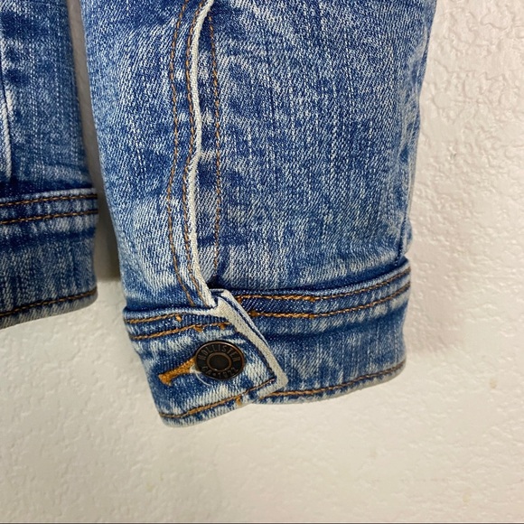Hollister Sherpa Lined Denim Jacket Size Medium - Picture 2 of 9